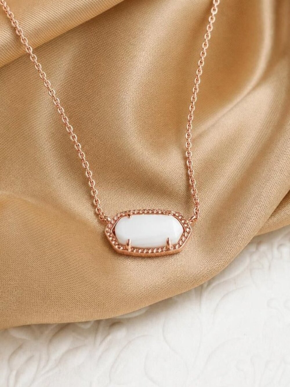 Kendra Scott Elisa Rose Gold Pearl Pendant Necklace